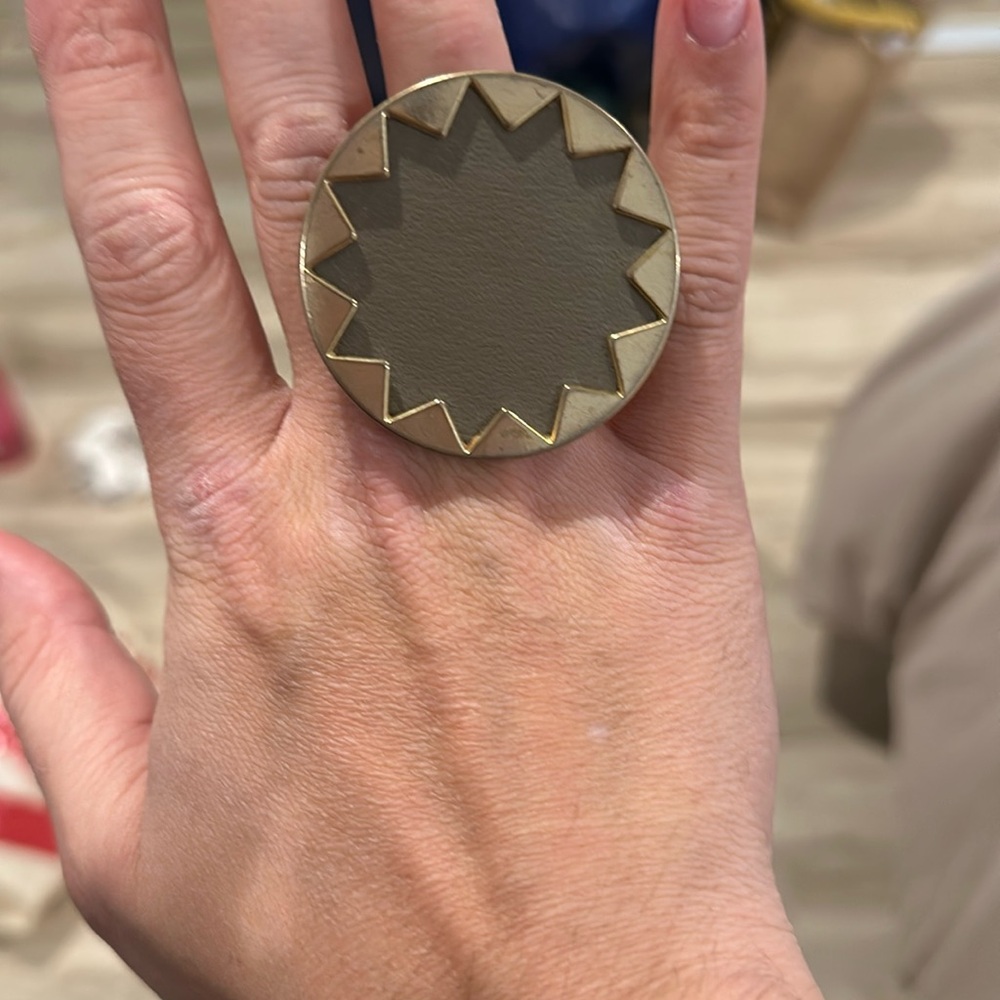 House of Harlow 1960 Large Starburst Ring - Size 7/8